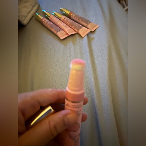 P.Louise highlighter wands bundle - Picture 9 of 9